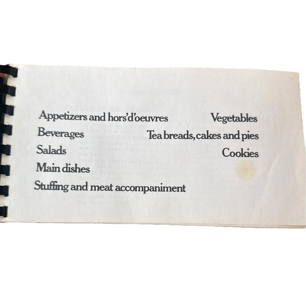 Vintage Church Cookbook Christ Child Society: What's Cooking For Christmas?‎